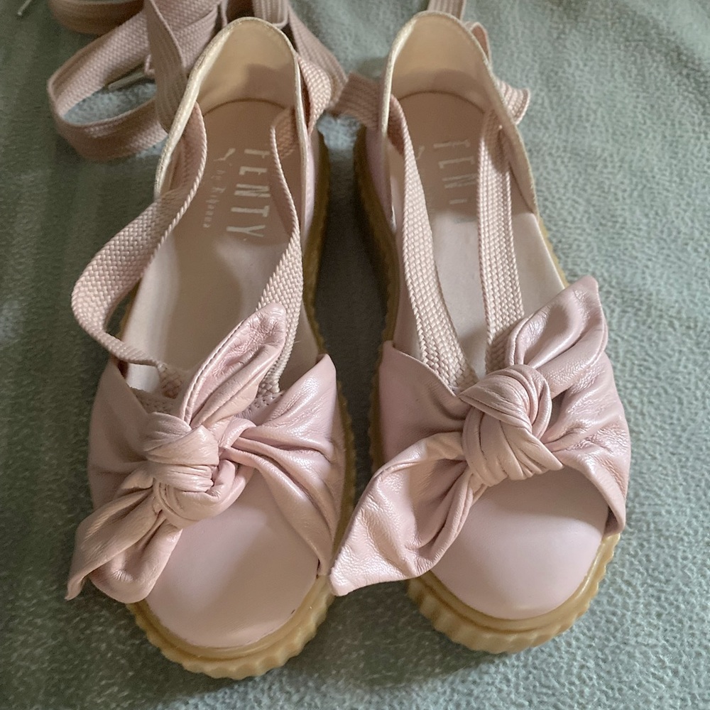 Puma Fenti Ballerina pink shoes Rihanna Special Edition